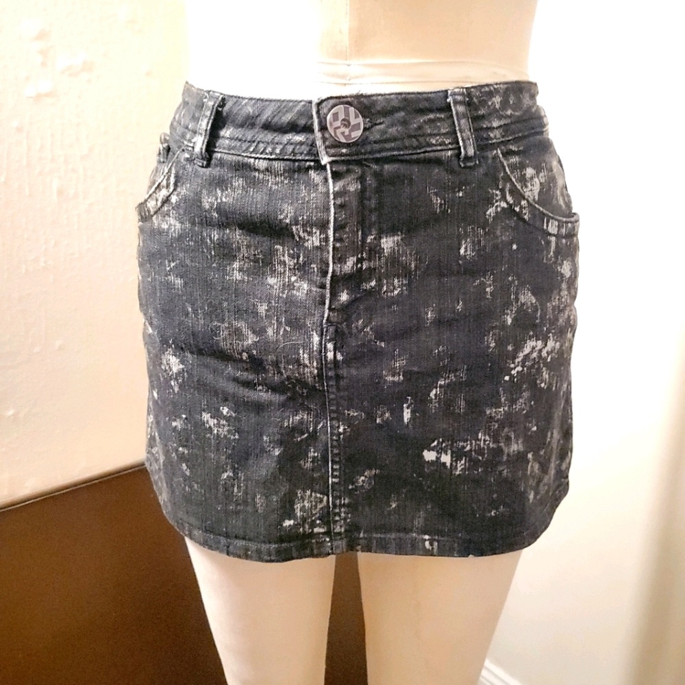 H&M Divided Black Denim Mini Skirt